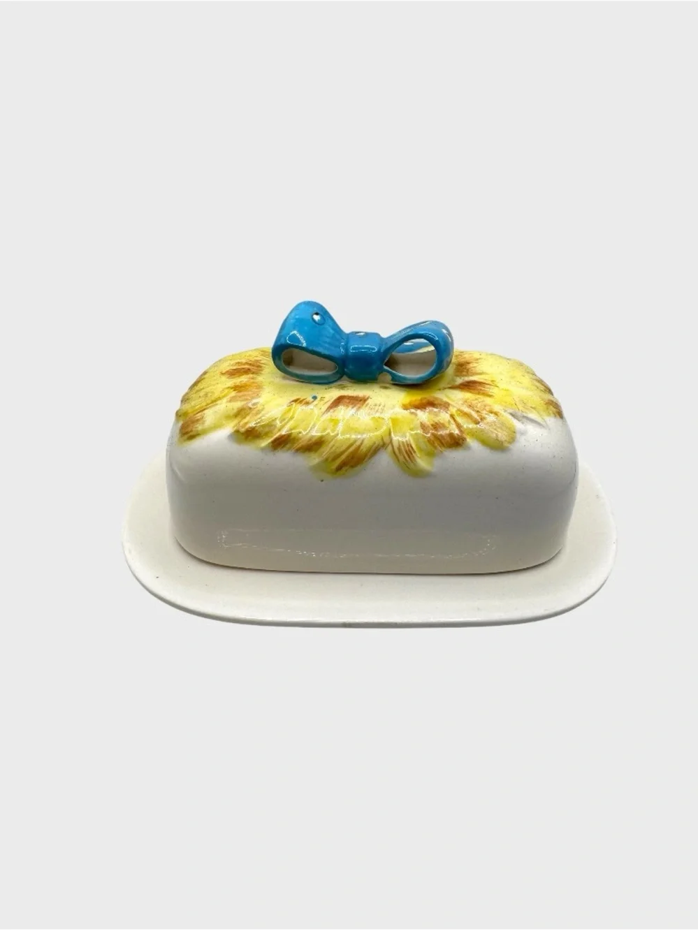 Royal Sealy charming ceramic